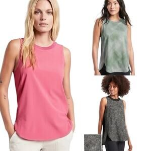 ATHLETA Zephyr Set-Of-Three Crew Neck Slit Hem Lightweight Athletic Tanks Sz XS